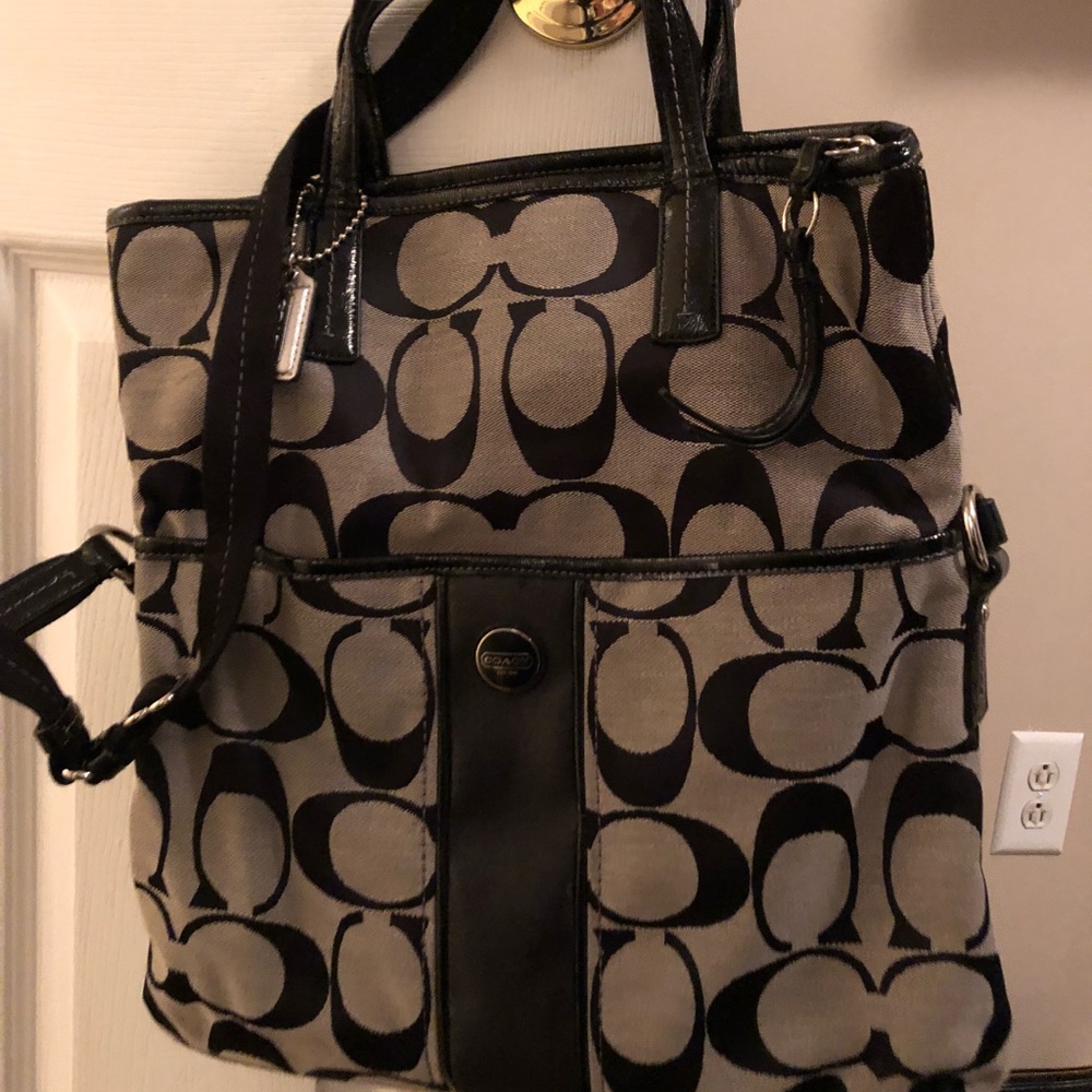 Gently used Coach Messenger/ Shoulder Bag